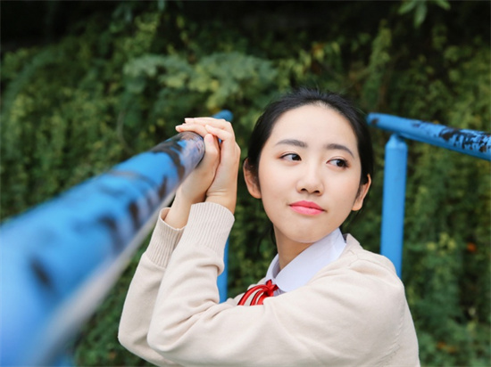 蕾丝草莓榴莲向日葵秋葵大全:全网的视频都被收录进来能无限制的观看