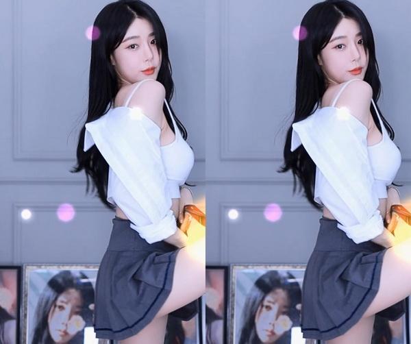 中国大陆女rapper18岁仙踪林推荐频道被称为顶级，平台：后续可免费访问！