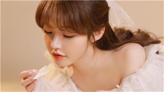 草莓苹果香蕉荔枝丝瓜免费精简版:草莓樱桃丝瓜绿巨人秋葵榴莲黄瓜