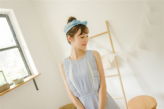 蜜芽忘忧草老狼二区欢迎您免费版：观看视频不用会员付费