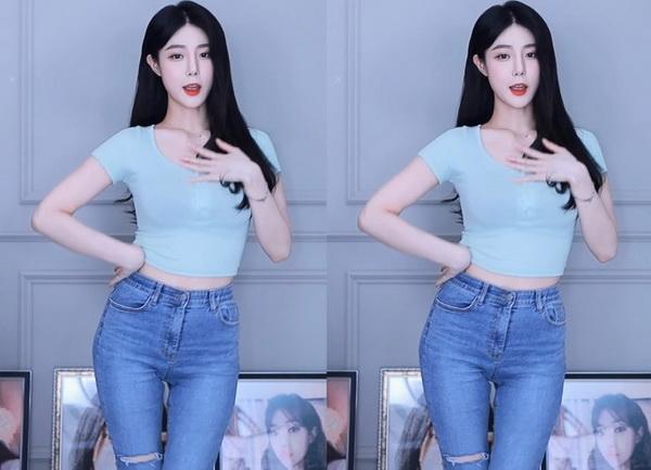 虎牙游戏区主播热衷国产一卡2卡3卡4卡网站动漫内容，水友表示：童心未泯