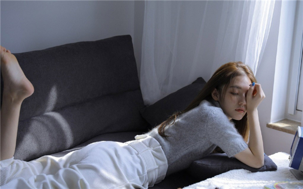 蘑菇视频▇在线播放免费无限制版宣布免费，瞬时涌入海量用户！