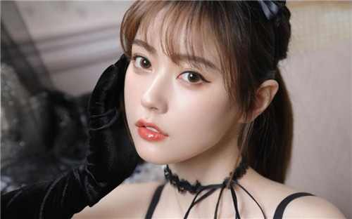 一个人免费完整观看日本www：一款给用户们带来超多便利的手机播放软件