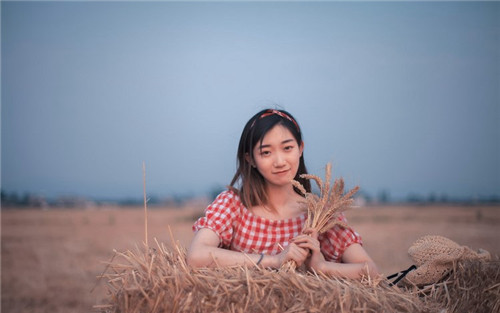 英雄联盟电竞经理选手招聘中心怎么选 招聘中心标签选择攻略