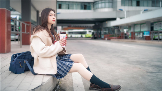 小草影视app苹果版：您贴身的手机观影神器