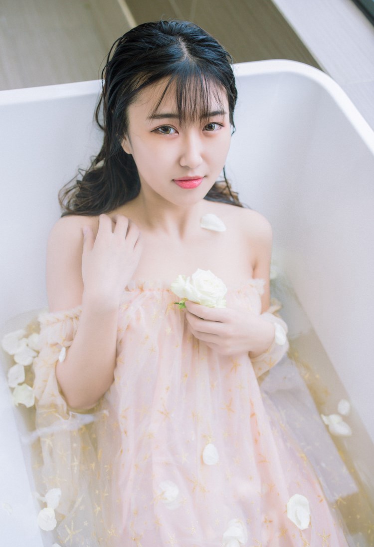 香蕉草莓黄瓜秋葵幸福宝免费版:轻松的满足了用户们所有的看剧需求