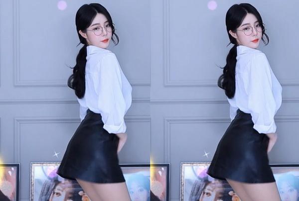 欧洲VODAFONEWIFI巨大app直播邀请绿巨人加入,瞬间成为dsxk4.top