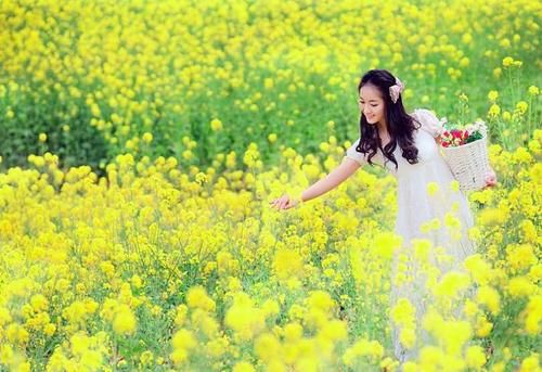 佳影影视app下载:美女主播们个个都是有着非常精致的颜值