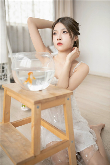 榴莲合欢蕾丝草莓向日葵：全网资源随便看！