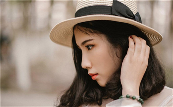 中国bgmbgmbgm老太太70试看最新的内容，免费专区开放，网友：各种免费的视频都有！