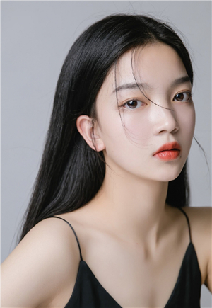 日产乱码卡1卡2卡三卡视频解锁版下载:能看你懂的片子