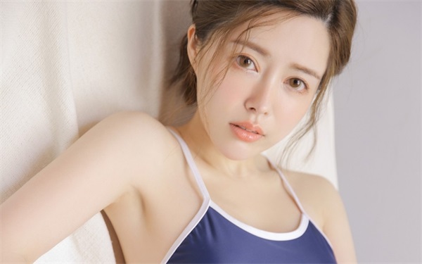 草莓秋葵香蕉丝瓜向日葵绿巨人免费版:观看视频都不需要付费的手机软件