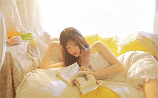 丝瓜榴莲幸福宝绿巨人小蝌蚪app免费版：一款任何视频播放没有限制的手机软件