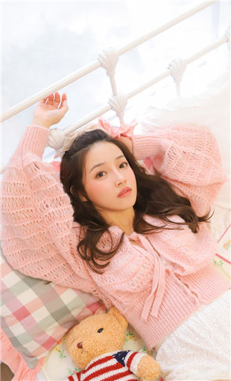 草莓丝瓜秋葵向日葵榴莲蕾丝免费版：所有的视频资源都可以免费看的播放软件