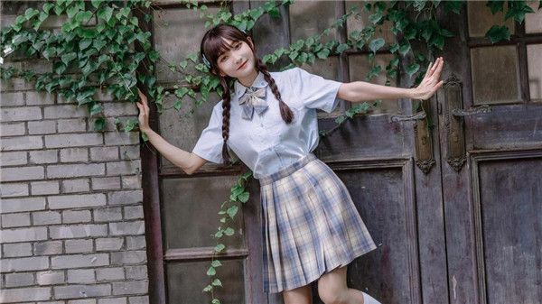 芭比视频app下载安装官方版:上千万部优质的视频资源