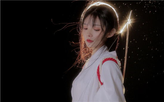 鸭脖视频丝瓜视频向日葵小猪下载:鸭脖丝瓜视频向日葵视频草莓视频ios下载