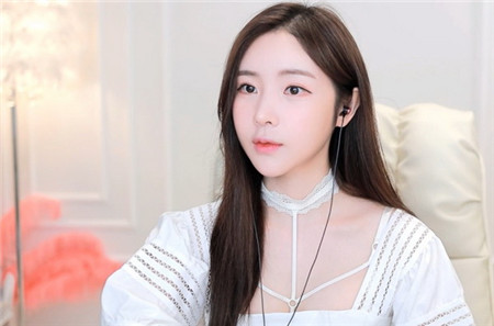 果冻传媒2021网站入口下载场面一度失控?网友:差点就看到了!