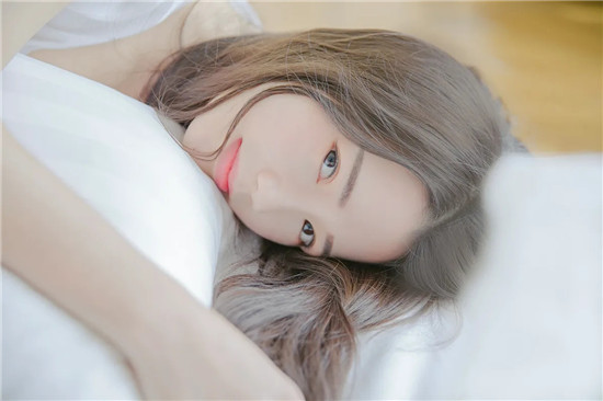 绿巨人视频直播官方下载：半夜看的直播app推荐