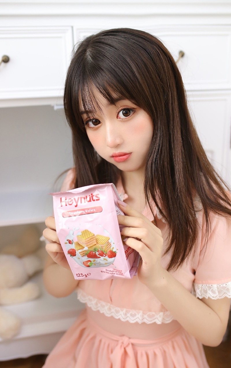 草莓樱桃丝瓜绿巨人秋葵榴莲动漫是一款十分强大的影视播放神器