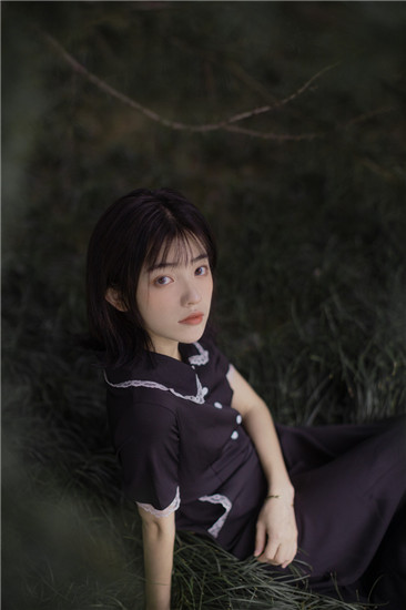 国产卡1卡2卡三卡在线老狼更新全新版本,平台直言:不试试后悔的是你!