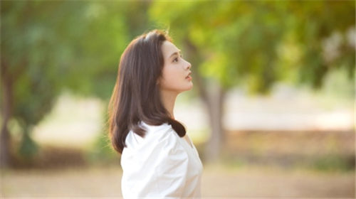 永久看一二三四线无限制版：一款完全不收费的播放软件