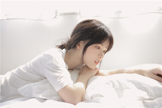 野花日本大全免费观看中文版ios：无数精品随意点播无限看