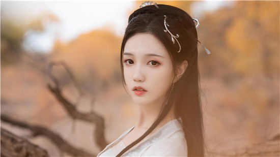 芭乐草莓鸭脖向日葵绿巨人免费版：不需要会员也可以播放视频的软件