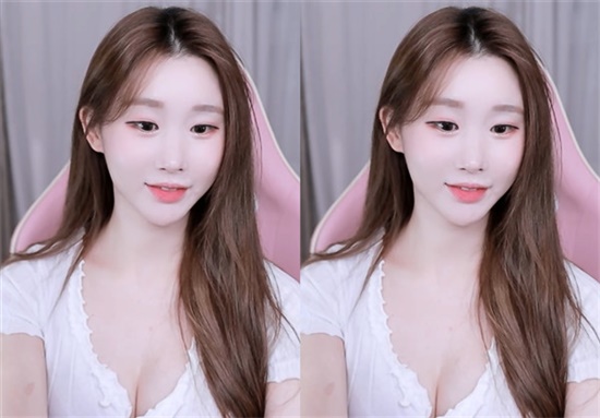 鸭脖视频草莓西瓜丝瓜视频:一款适合一个人打开观看的播放软件