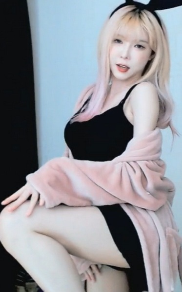 奶茶视频有容乃大app无限观看截图4