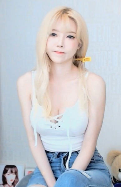 奶茶视频有容乃大app无限观看截图2