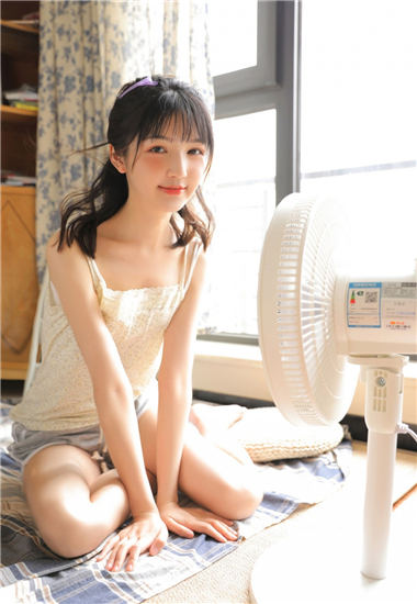 丝瓜榴莲向日葵草莓18岁污app截图1