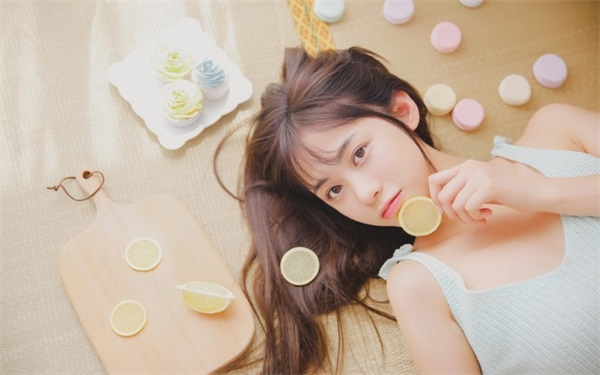 1819岁macbookpro高清最新版无限制版:一款受到很多用户喜欢的精彩视频软件