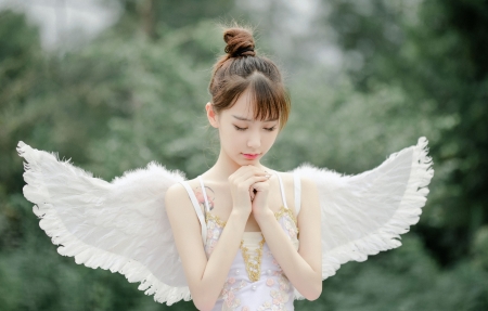 幸福宝8008app隐藏入口免费下载ios:超多精美女直播免费看的手机播放软件