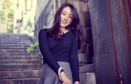 国富产二代小鸟视频: 精品国富产二代app