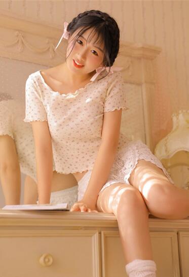 亚洲乱码卡一卡二卡新区中文版截图1