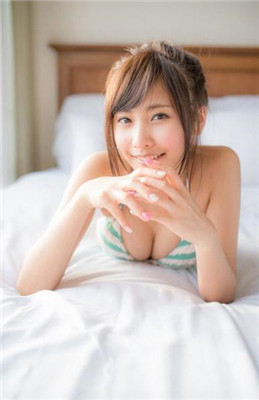 芭乐视频iOS破解版：超多性感小姐姐为你劲爆开场