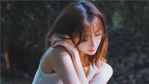 月夜直播视频下载:是一款精选出来的热门直播软件