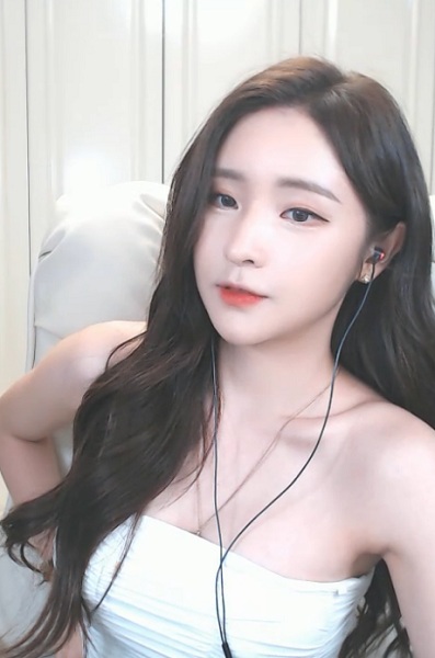 成版人水果视频无限版截图2