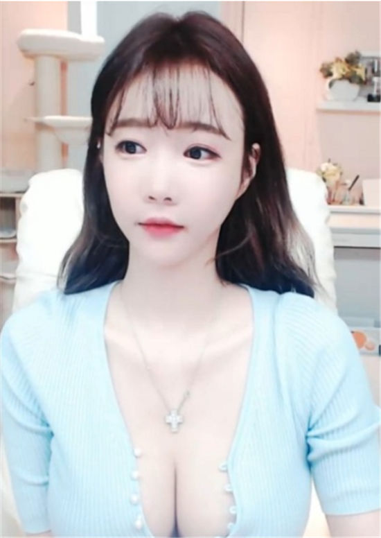 蜜疯直播破解版截图2