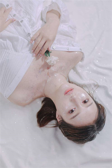 草莓视频app污网站截图1