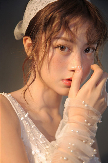 蜜桃美女直播秀场app最新版截图4