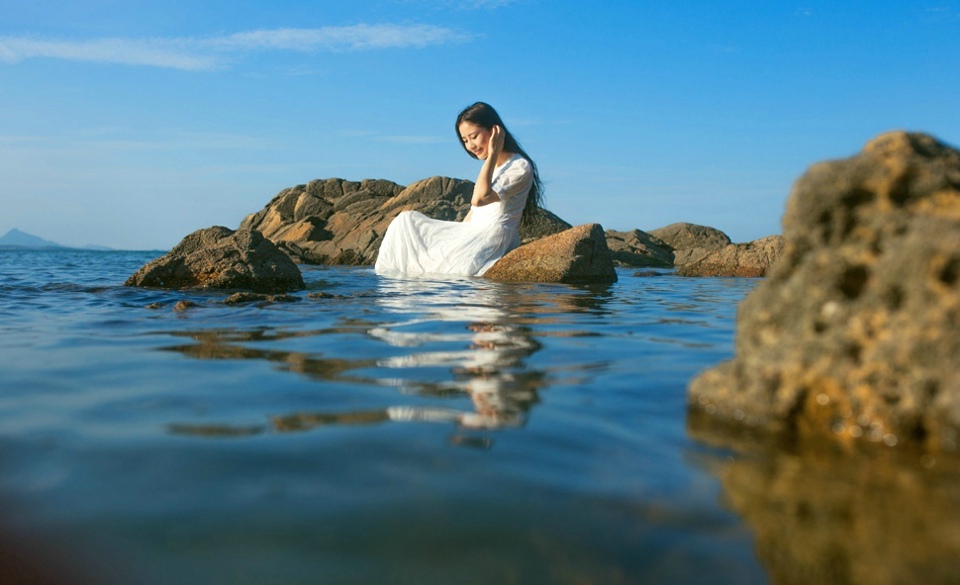 草莓樱桃丝瓜向日葵绿巨人色版截图1