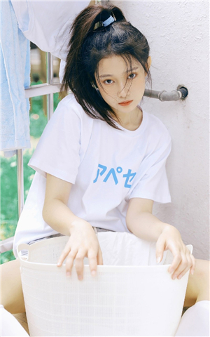 丝瓜香蕉草莓向日葵的绿巨人在线截图2