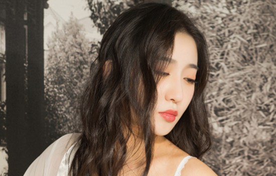 Q1制片厂七夕潘甜甜剧情免费版:贴心的设置为你解除会员限制