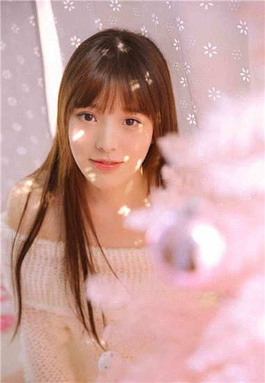 晚上一个人睡不着偷偷看b站玫瑰直播截图4