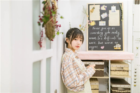 草莓丝瓜榴莲秋葵向日葵ios无限制版:帮助大家打发时间的播放APP