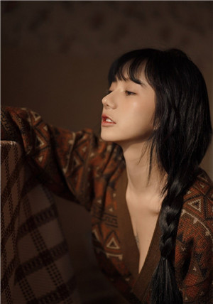 一个人免费视频在线观看高清频道视频截图2