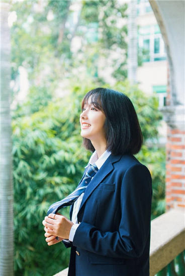 .com绿巨人视频在线播放截图2