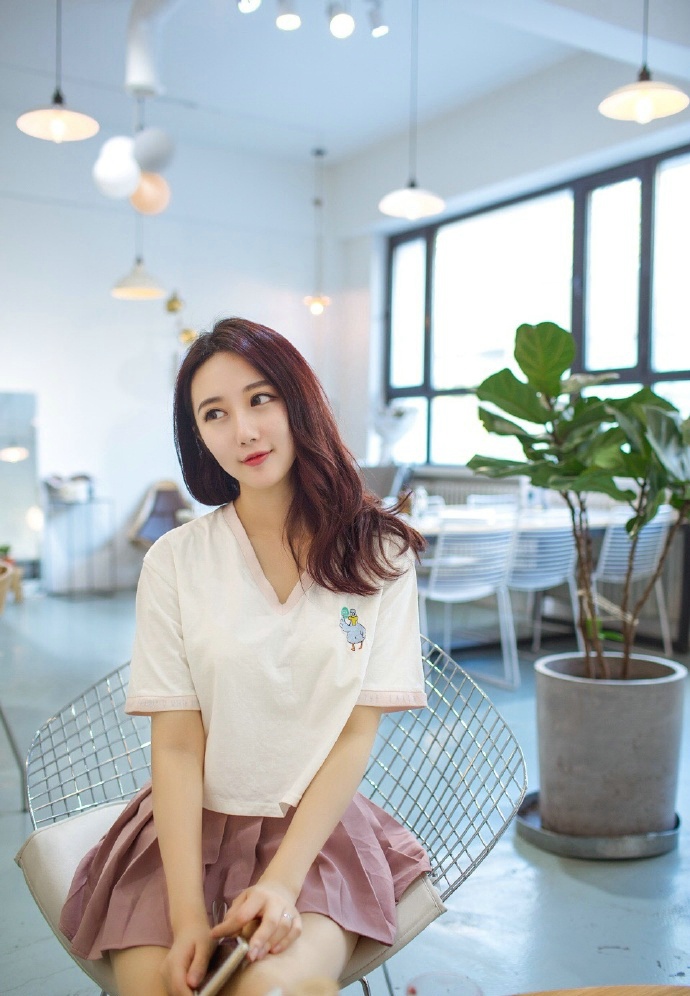 草莓视频看污截图4