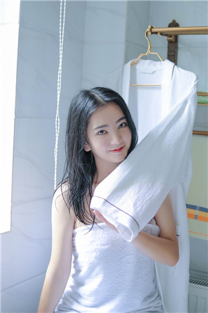 草莓丝瓜香蕉向日葵榴莲18岁无限版免费网站手机版截图3